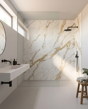 Panneau PVC Marbre Calacatta Or en salle de bain
